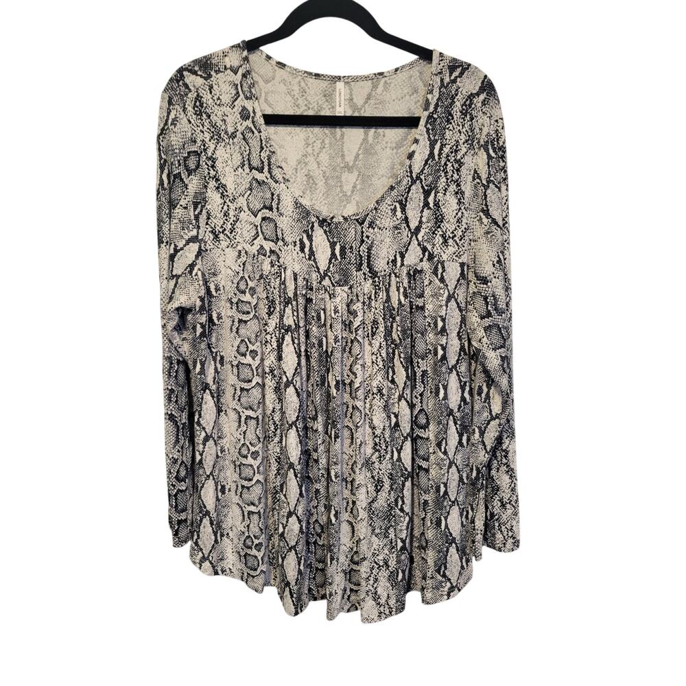 Longyuan 3X Long Sleeve Peasant Tunic Gray White Snake‎ Print Date Night Flowy